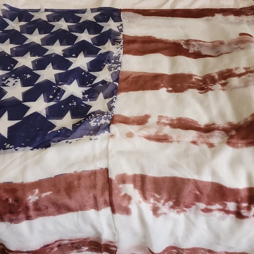 Gorgeous American Flag Infinity Scarf Very Lightweight Large NWOT - Picture 3 of 5
